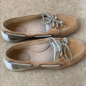 women’s sperry shoes